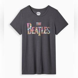 Classic Fit Crew Tee - Cotton Vintage Beatles tee - Torrid Sz 1 - EUC